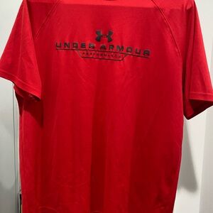 Under Armour Men's Red Short Sleeve Tee